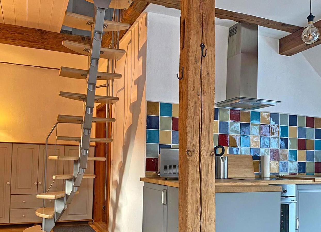 Schwarz Ferienwohnung Im Forsthaus Am See מראה חיצוני תמונה
