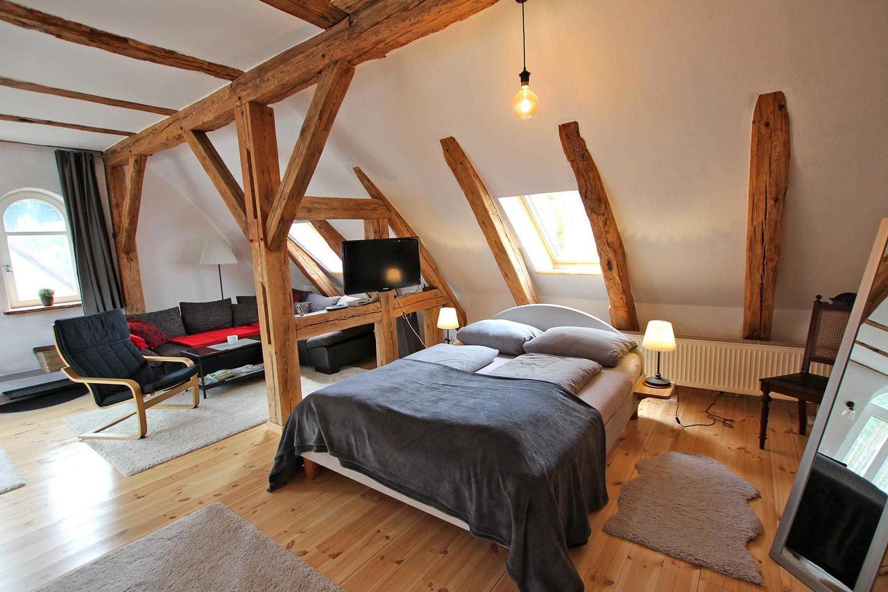 Schwarz Ferienwohnung Im Forsthaus Am See מראה חיצוני תמונה
